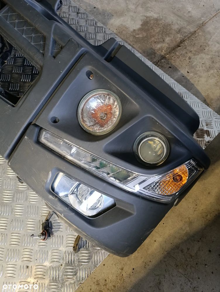 ZDERZAK PRZÓD PRZEDNI RENUALT GAMA D WIDE EURO 6 - 6