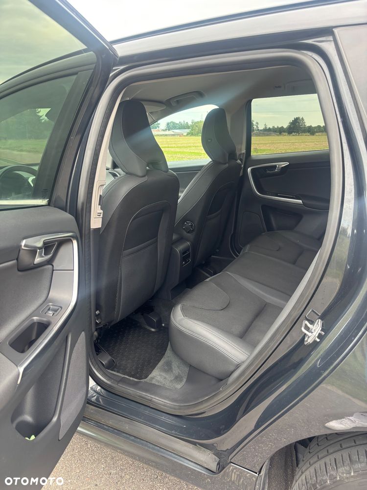 Volvo XC 60 - 13