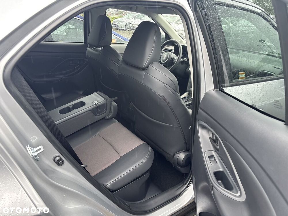 Toyota Yaris Cross - 13