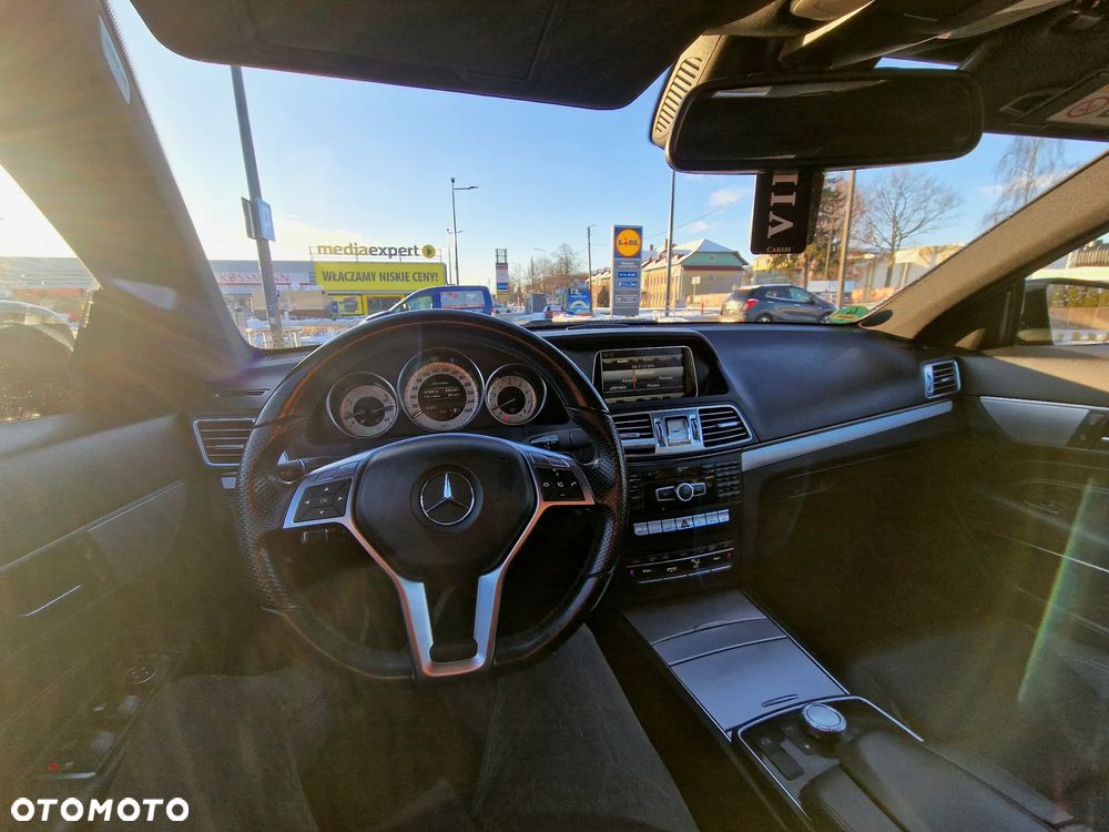 Mercedes-Benz Klasa E - 17
