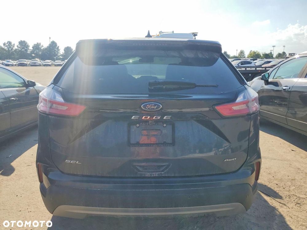 Ford Edge - 6