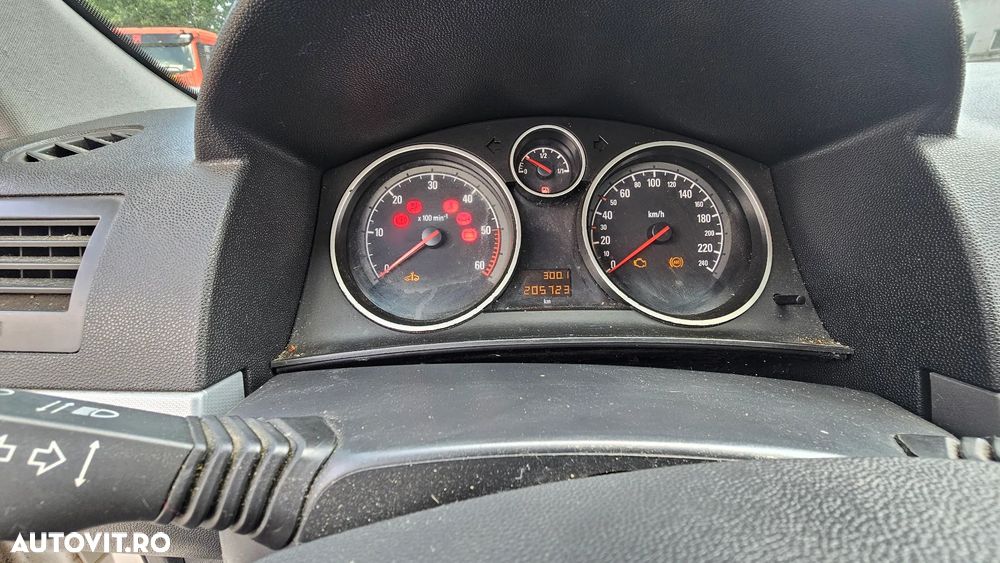 Opel Astra - 10