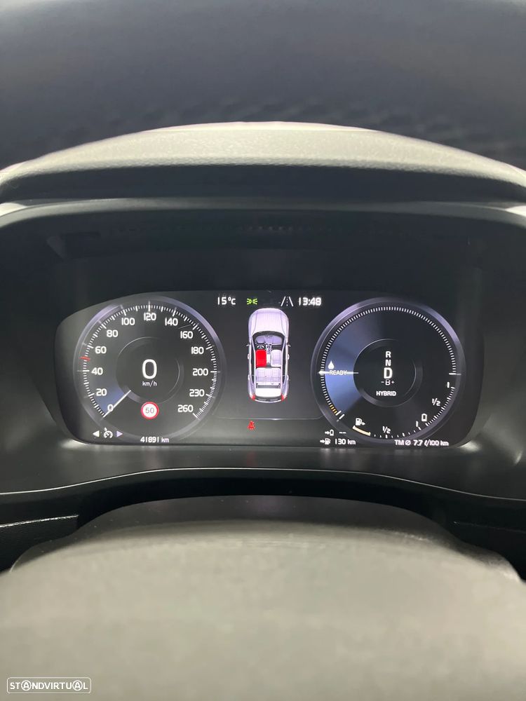 Volvo XC 40 1.5 T4 PHEV Essential - 10