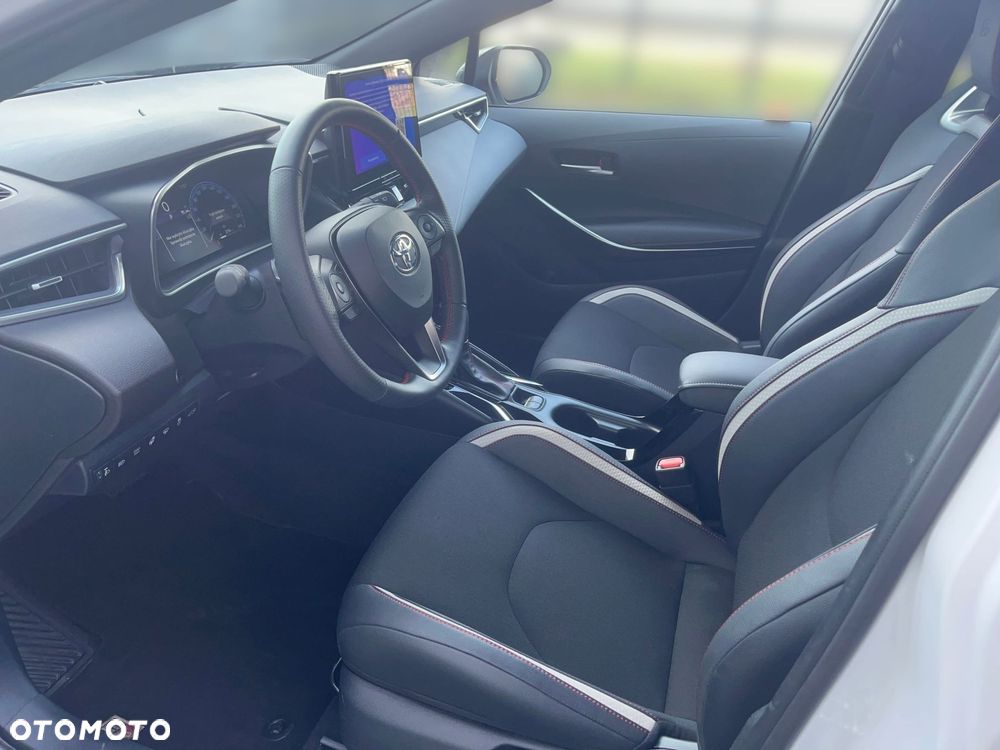 Toyota Corolla - 8
