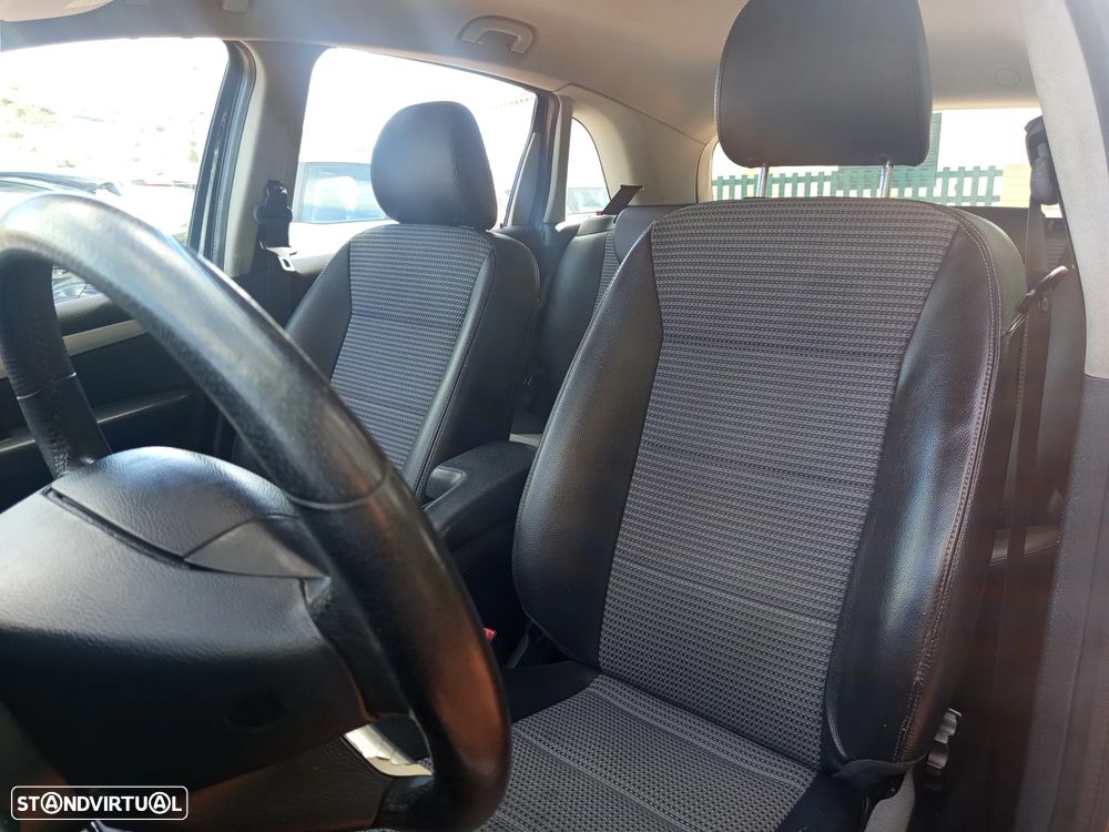 Mercedes-Benz B 180 CDI - 12