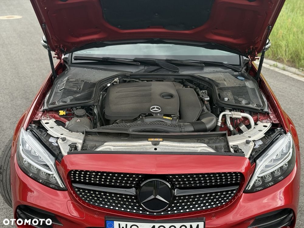 Mercedes-Benz Klasa C 300 9G-TRONIC AMG Line - 26