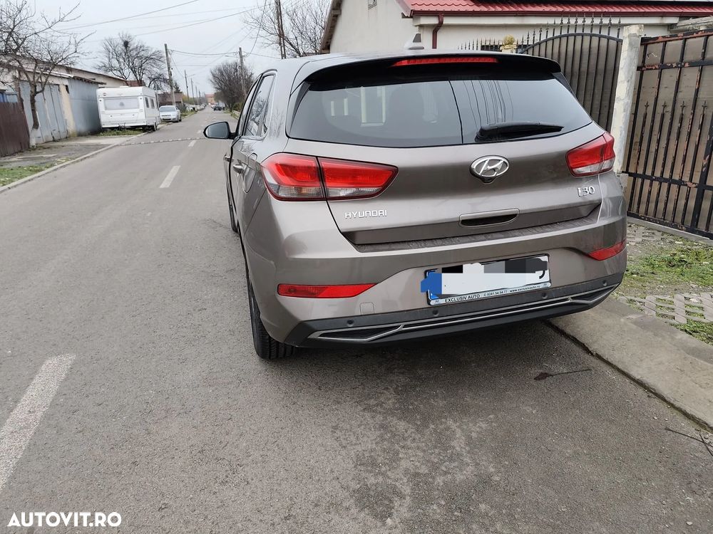 Hyundai i30 1.5 110CP 5DR M/T Highway - 2