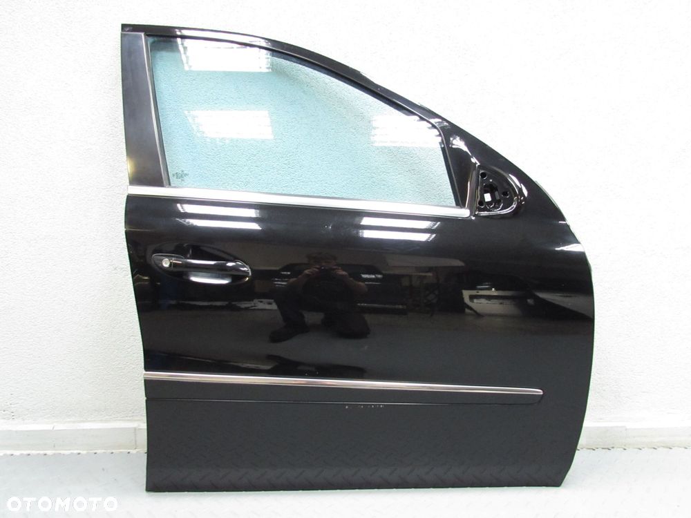MERCEDEDES ML W164 LIFT 08-11 DRZWI PRZOD PRAWA KOMPLETNE 197 - 2