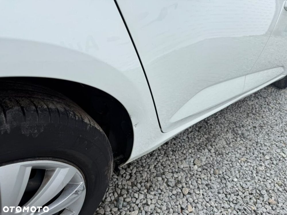 Renault Megane ENERGY TCe 100 LIFE - 25