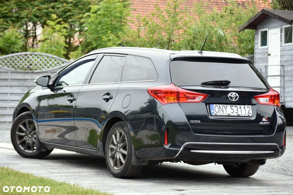 Toyota Auris 2.0 D-4D START Edition - 15