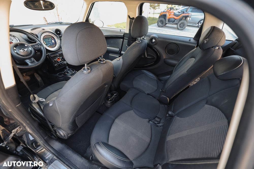 Mini Countryman - 39