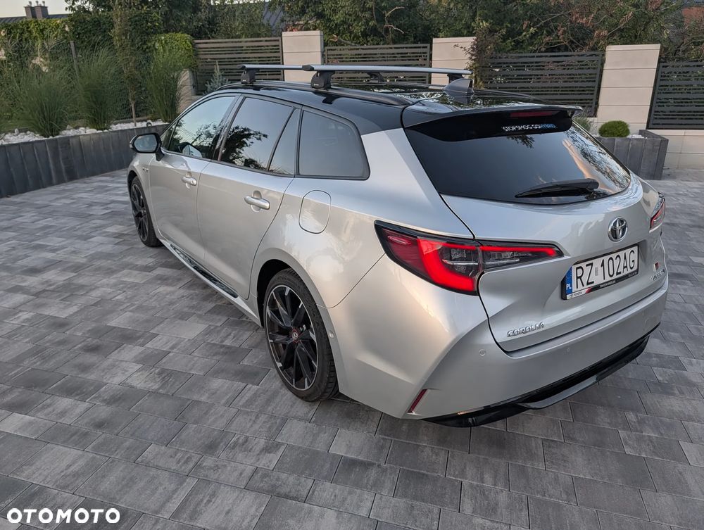 Toyota Corolla 2.0 Hybrid GR Sport - 6