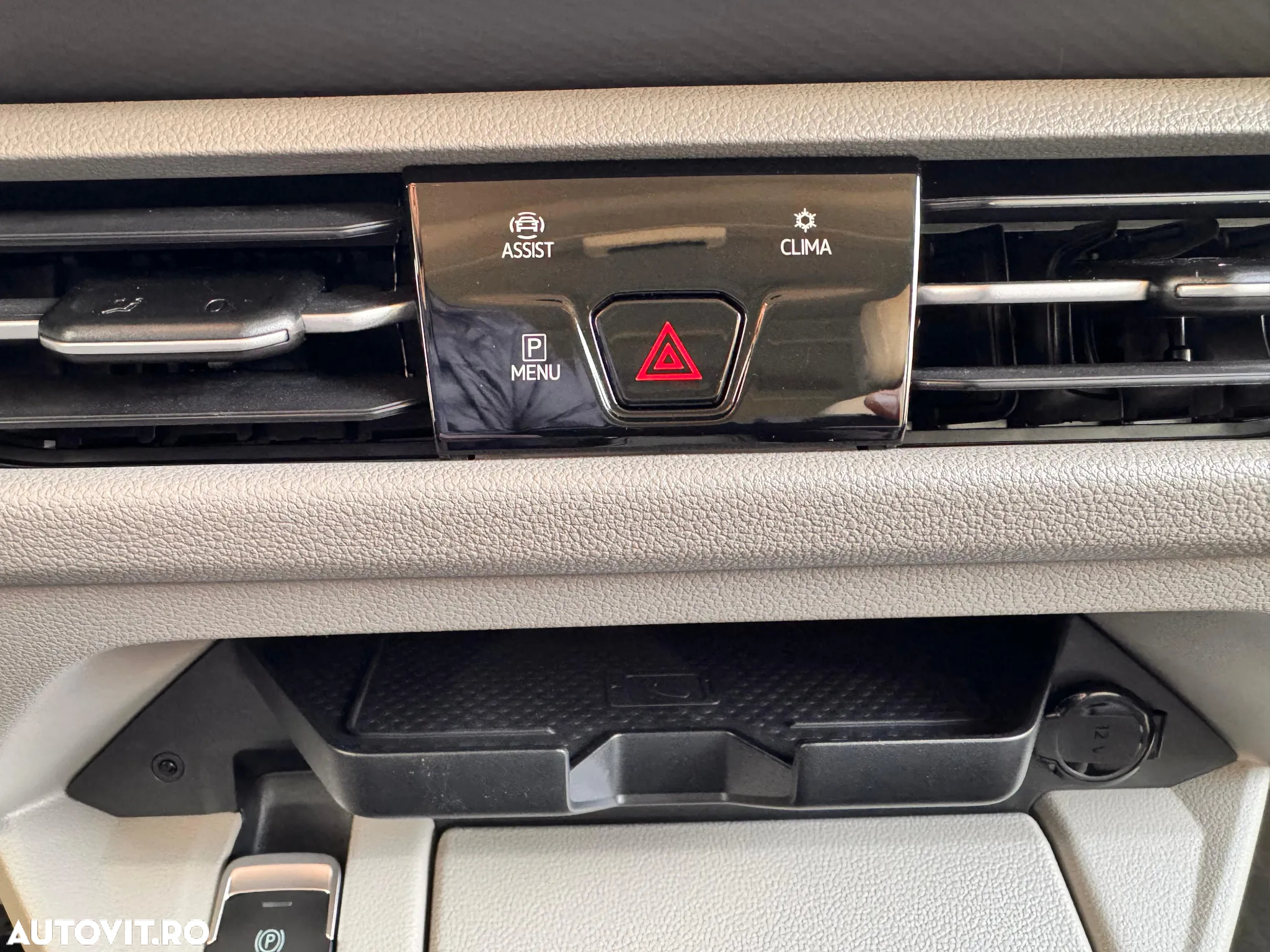 Volkswagen Multivan L 2.0 TDI DSG 110KW Style - 8
