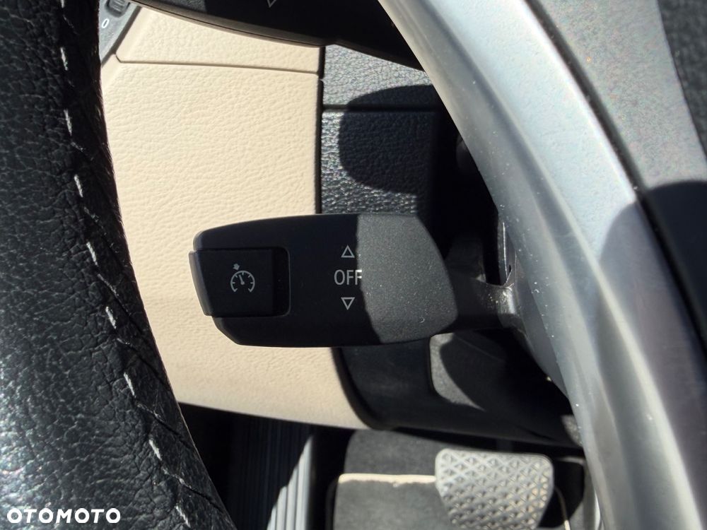 BMW X1 xDrive20d - 34