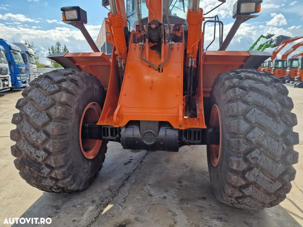 Hitachi ZW220-6, cupa 3,5mc, 2018, 10.546h, produs in JAPONIA, Anv 23,5R25 80% ok, Masa operationala 20 tone, camera luat vederi spate, consum mediu 10,5l/ora, Stare foarte buna, posibilitate leasing 3 ani, AC Climatronic, computer in PROMOTIE 53.900 EUR+Tva - 23