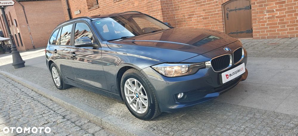 BMW Seria 3 316i Sport Line - 7