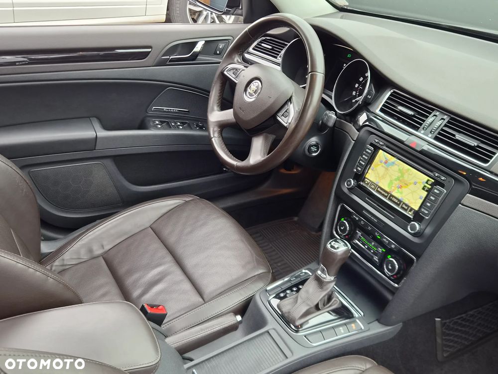 Skoda Superb 3.6 FSI 4x4 L&K DSG - 8