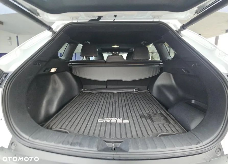 Toyota Corolla Cross - 12