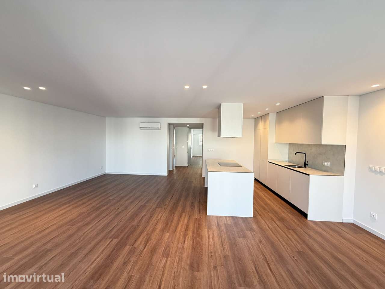 Apartamento T2 - Centro Guimarães - Grande imagem: 4/26