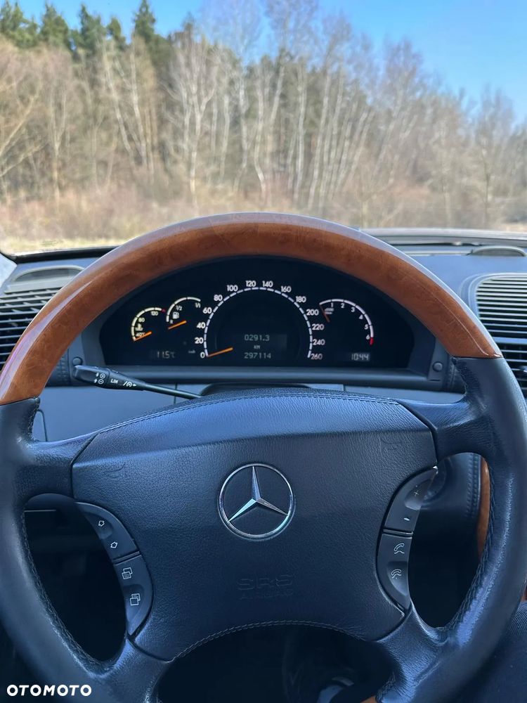 Mercedes-Benz CL 500 - 8