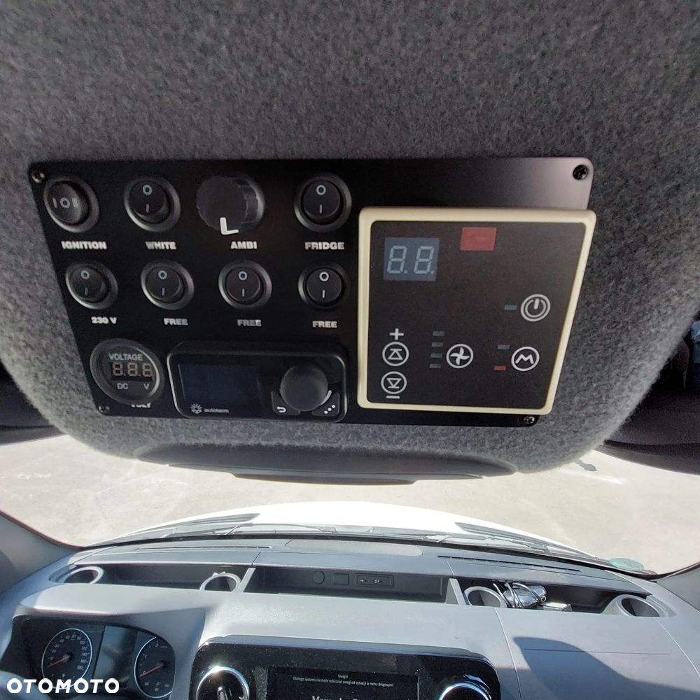 Mercedes-Benz Sprinter - 25