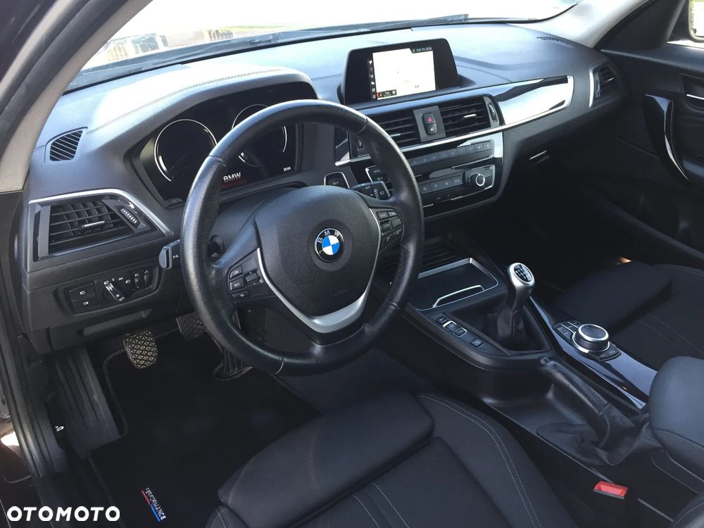 BMW Seria 1 116d EfficientDynamics Sport Line - 18