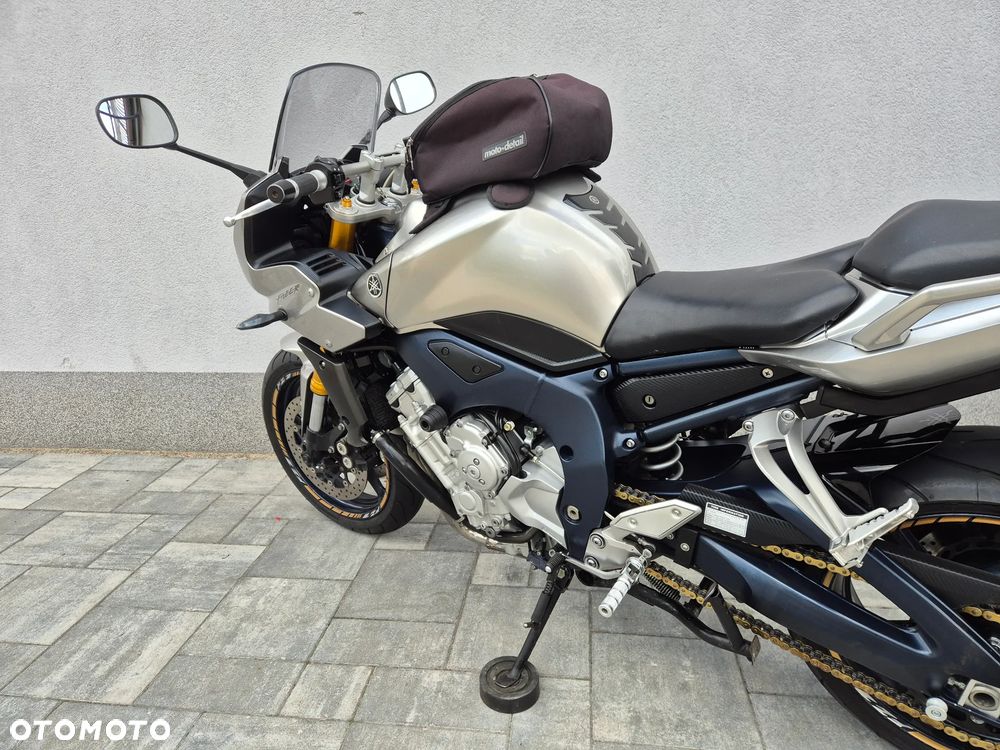 Yamaha FZ - 10