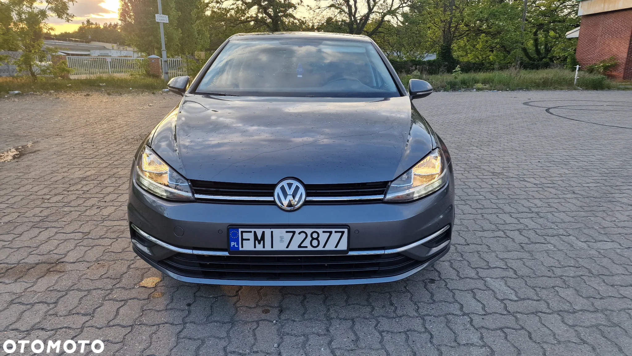 Volkswagen Golf 1.0 TSI BlueMotion Comfortline - 9
