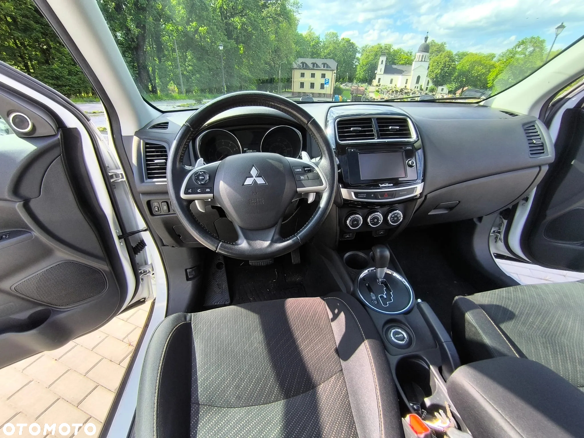 Mitsubishi ASX - 12