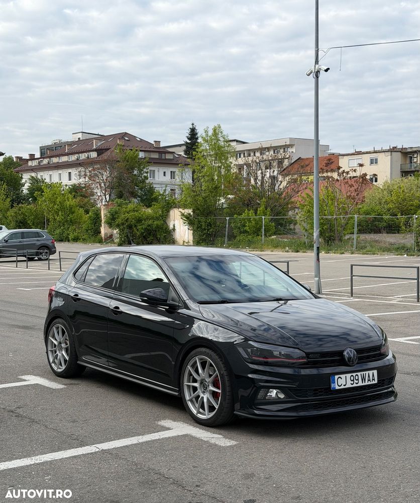 Volkswagen Polo 2.0 TSI DSG GTI - 1