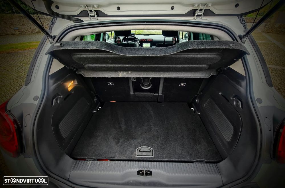 Citroën C3 Aircross BlueHDI 120 Stop & Start EAT6 SHINE PACK - 23