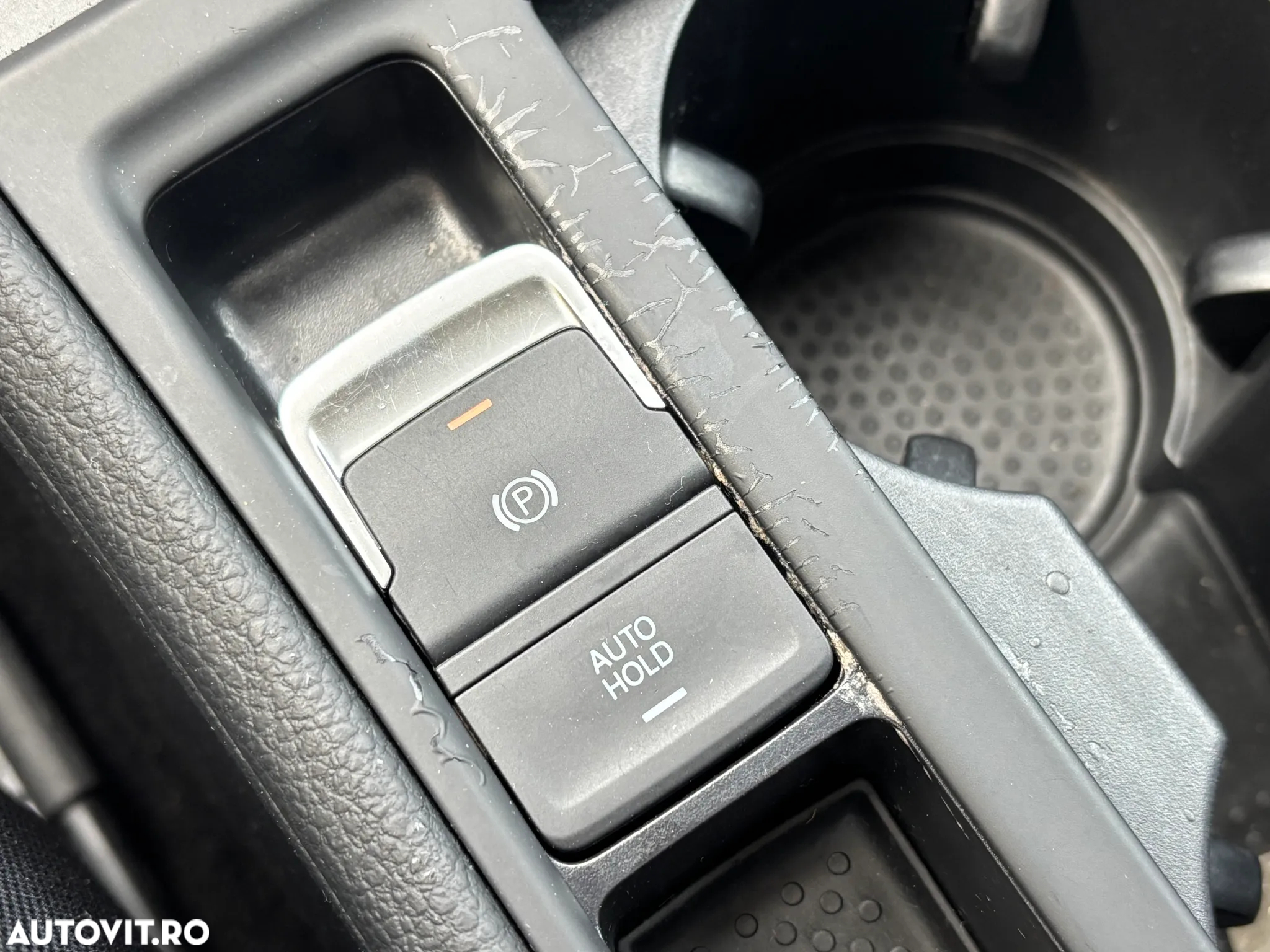 Volkswagen Golf 1.6 TDI Trendline - 30