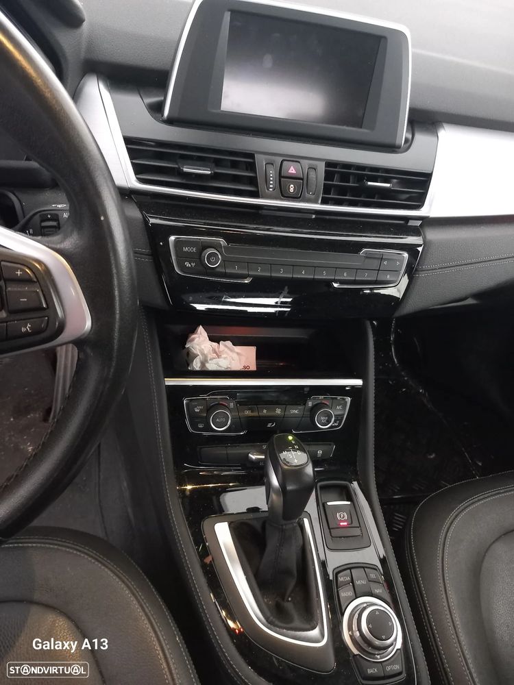 BMW 218 Active Tourer - 4