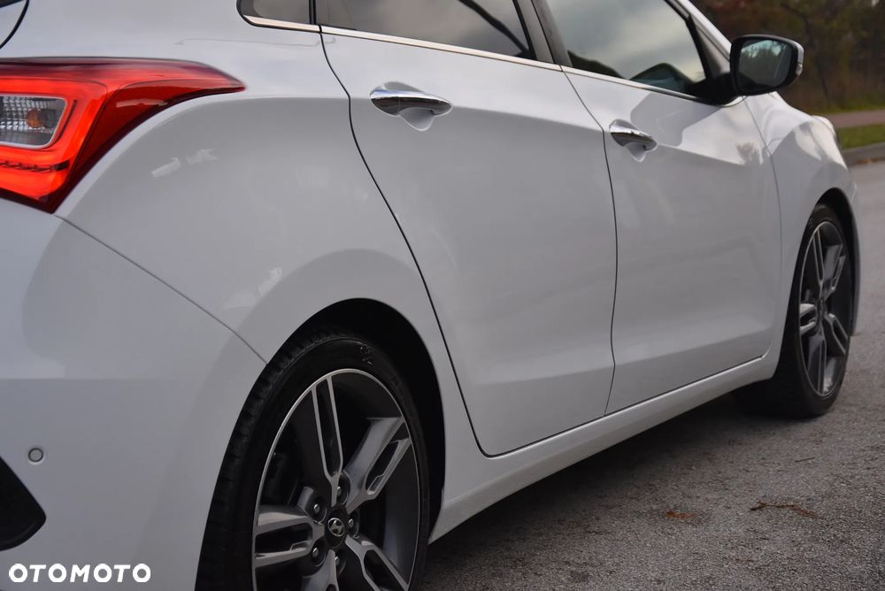 Hyundai i30 1.6 GDI Turbo Sport - 21