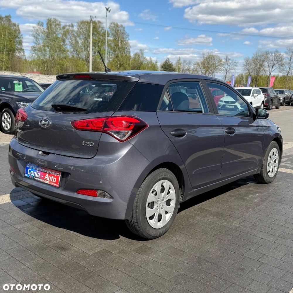 Hyundai i20 - 10