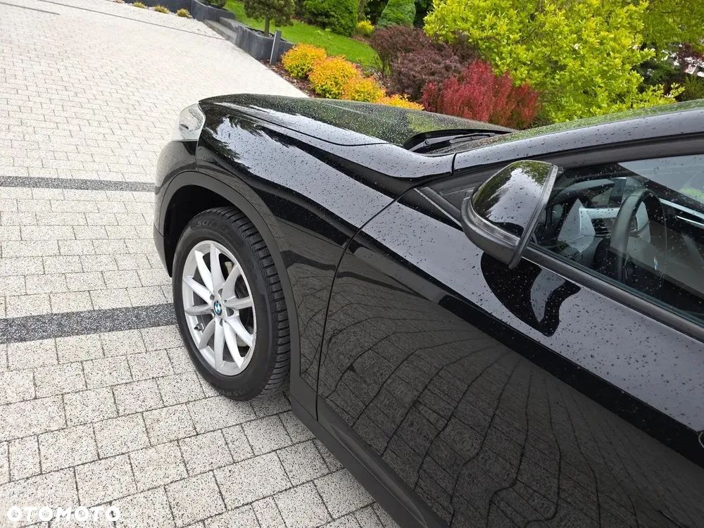 BMW X2 sDrive18d Business Edition sport - 26