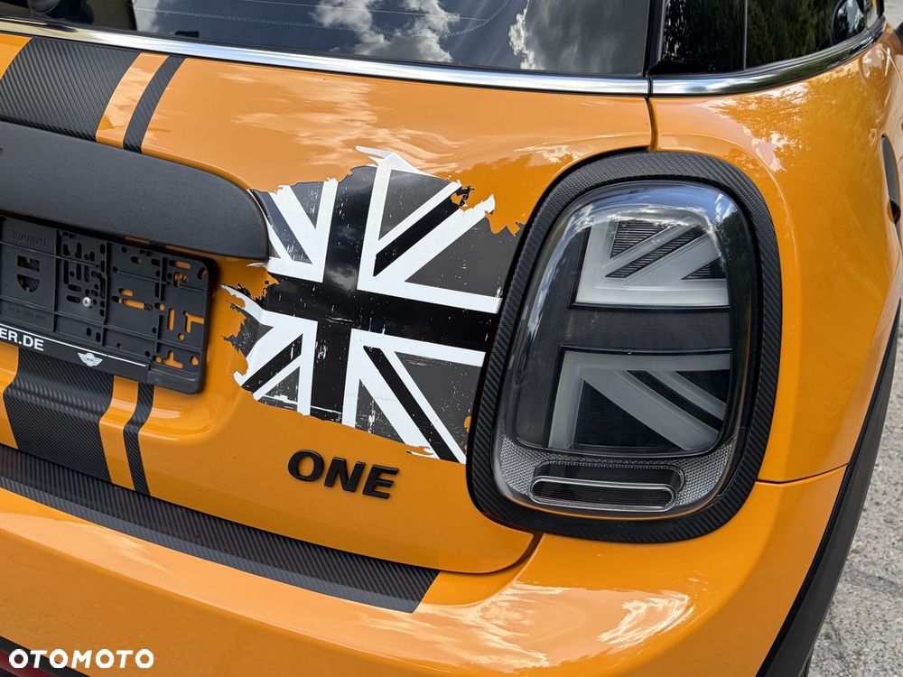 MINI ONE - 19