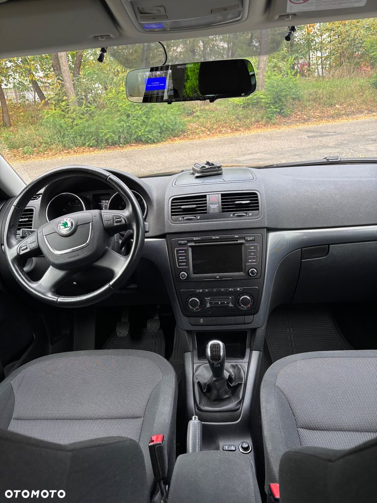 Skoda Yeti 2012 photo 5