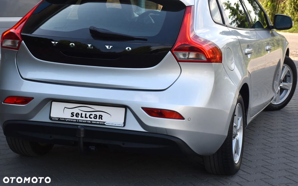 Volvo V40 D2 Momentum - 33