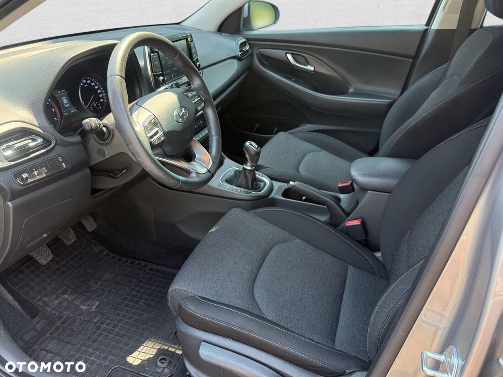 Hyundai i30 1.5 DPI Comfort - 12