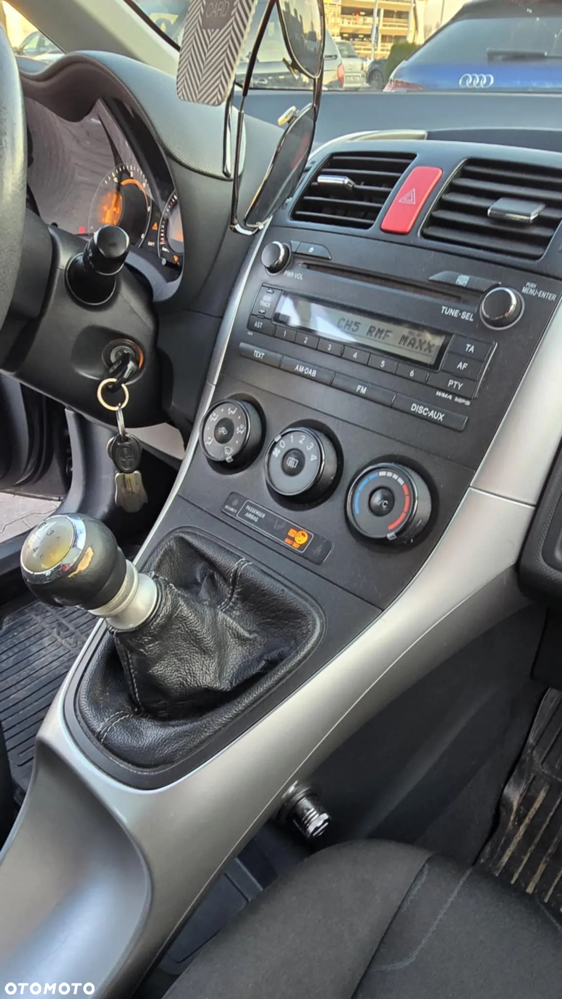 Toyota Auris 1.4 D-4D Luna - 5