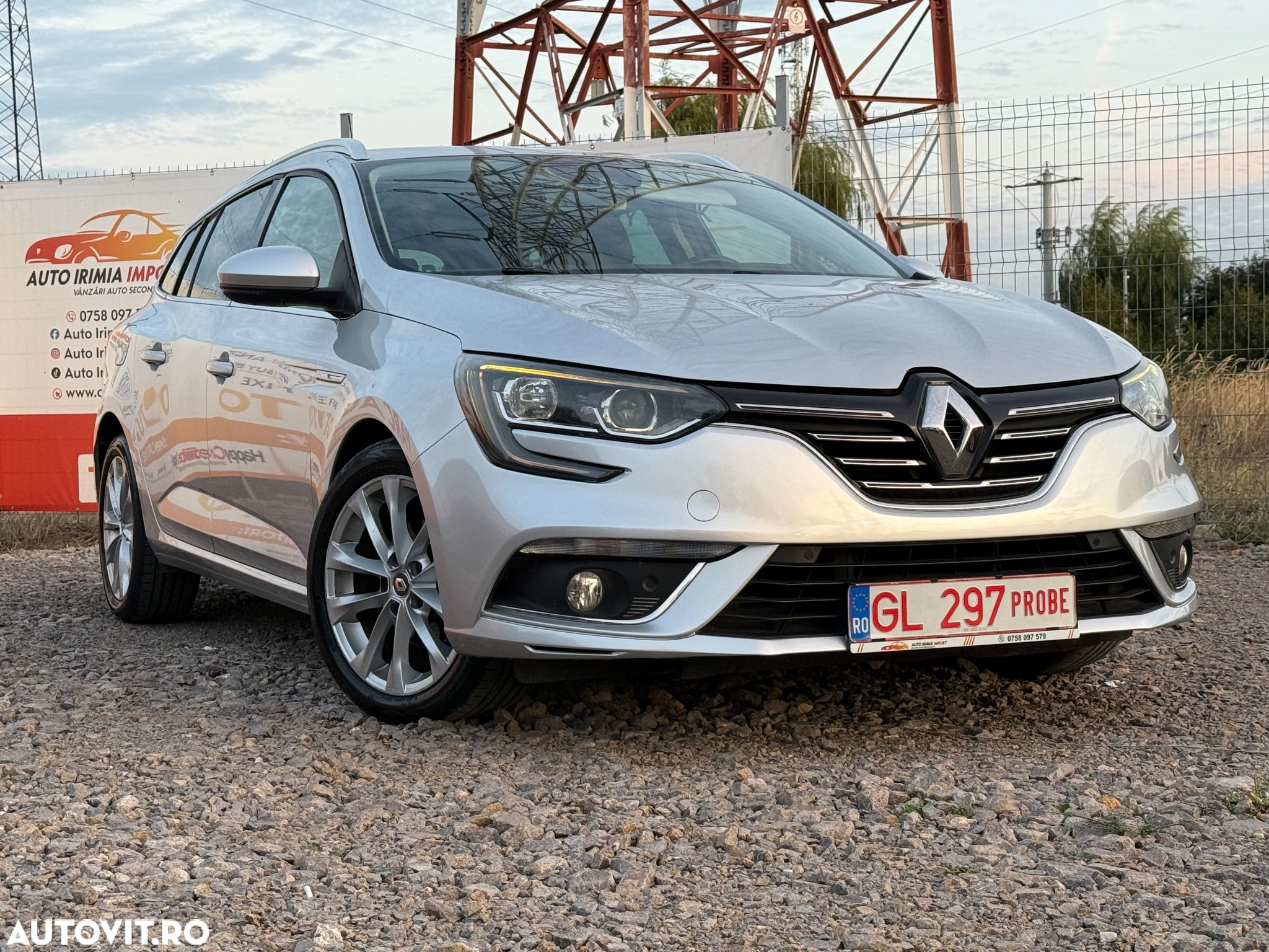 Renault Megane ENERGY dCi 110 EDC INTENS - 2