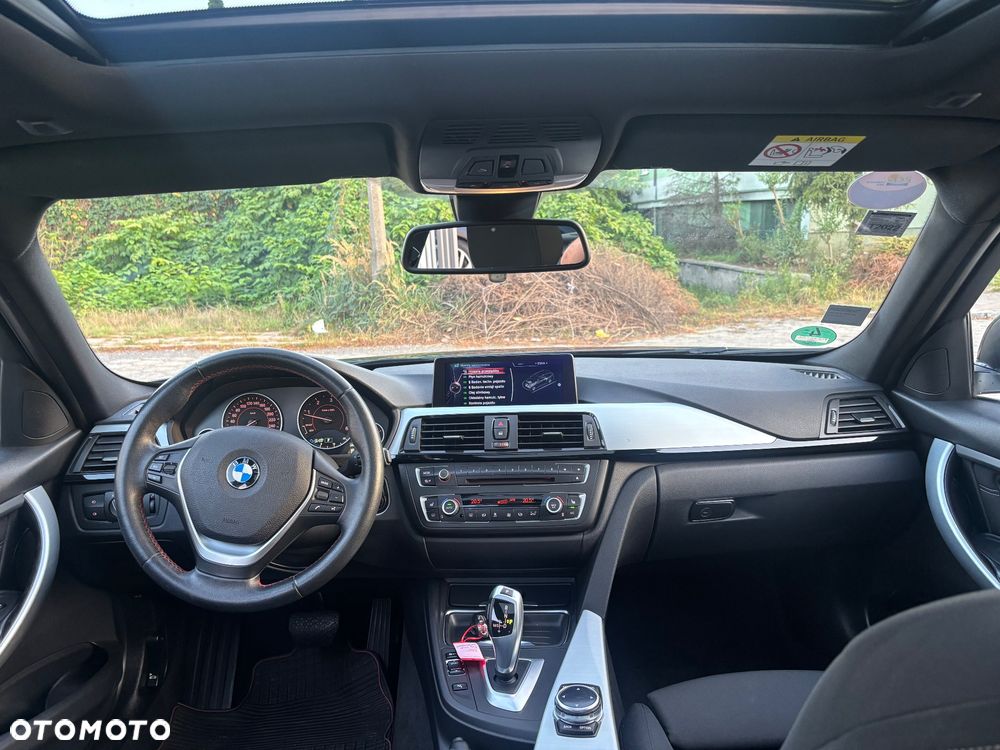 BMW Seria 3 318d Blue Performance Sport Line - 18