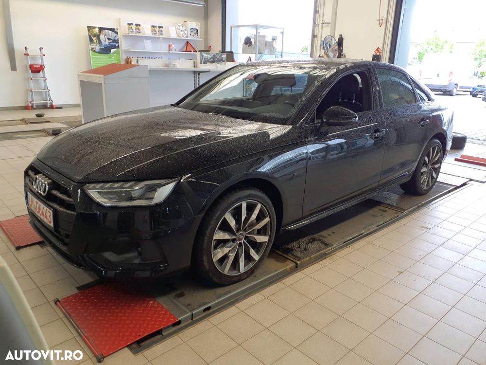 Audi A4 Limuzina 40 TDI quattro S tronic MHEV Advanced - 1