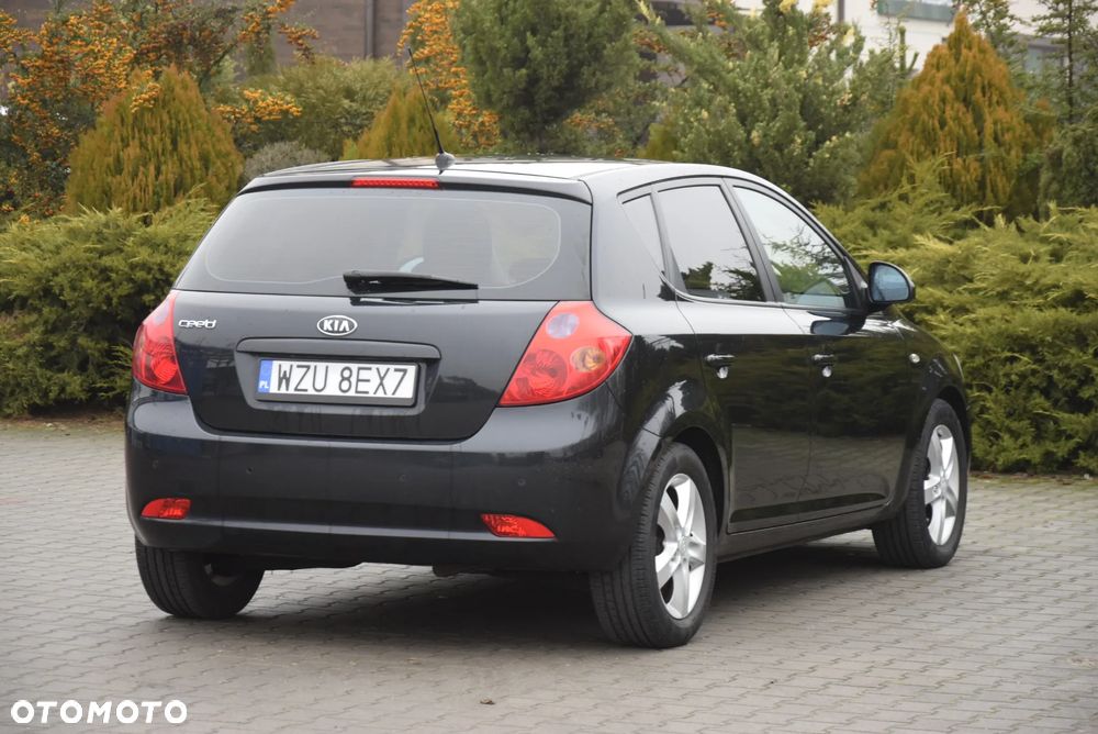 Kia Ceed 2.0 Optimum + - 28