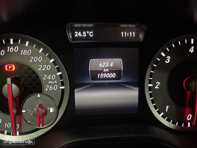 Mercedes-Benz A 180 d Urban - 11