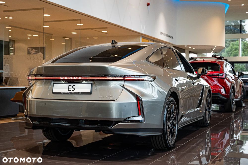 Lexus ES - 11