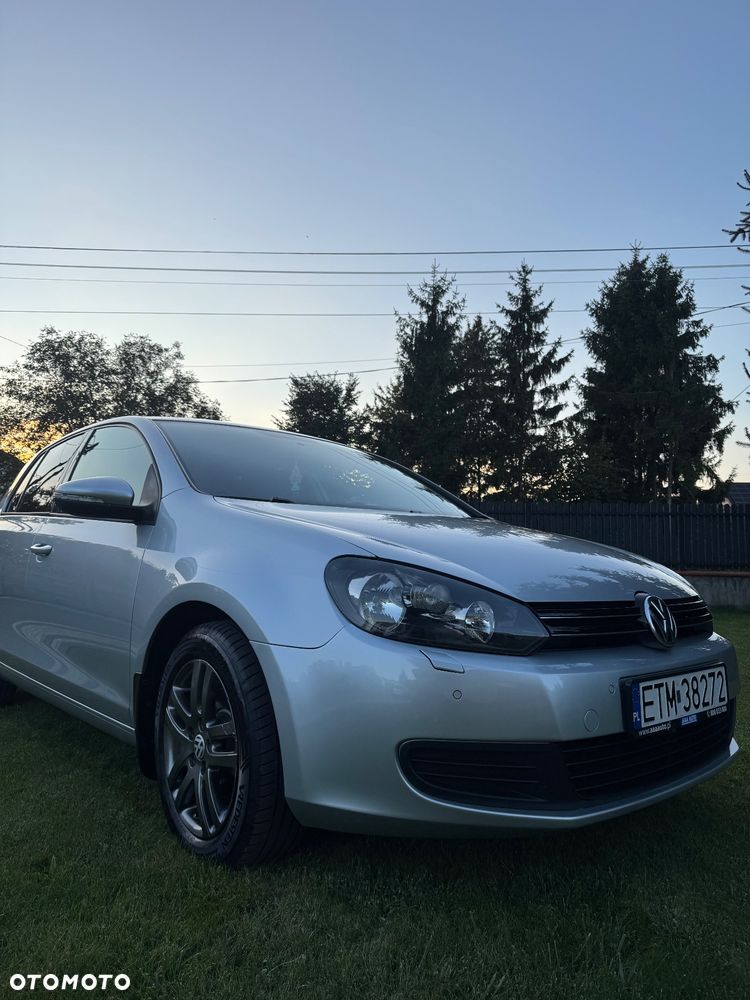 Volkswagen Golf - 2