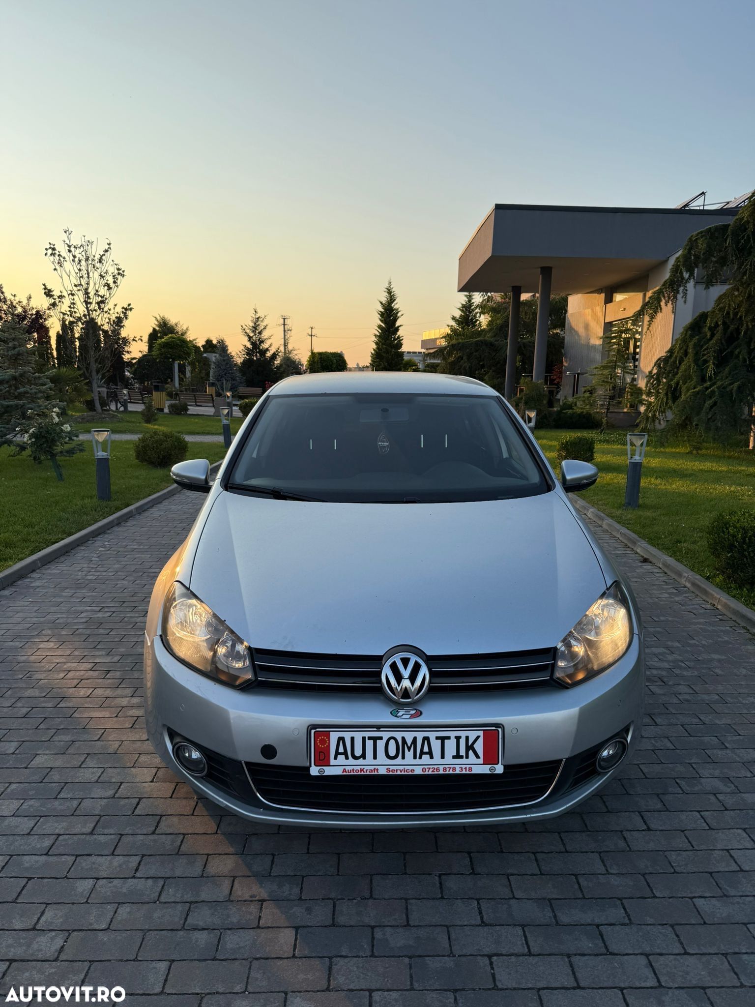 Volkswagen Golf 2.0 TDI BlueMotion Technology Comfortline DSG - 1