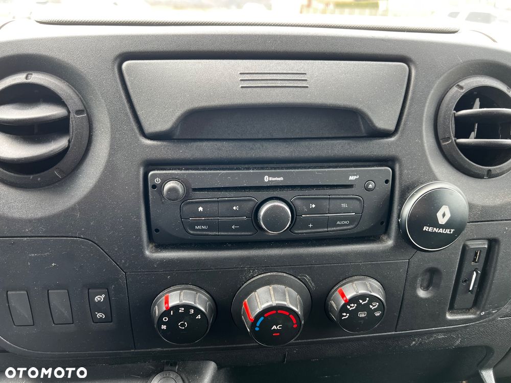 Renault Master - 10